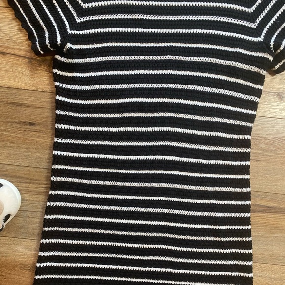 Crochet black and white striped midi dress - Picture 3 of 7